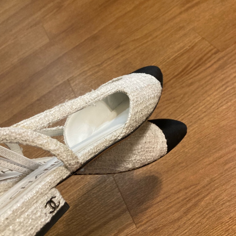 Chanel slingbacks - Picture 10 of 14